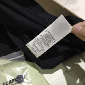 ao-polo-burberry-black-logo-printed