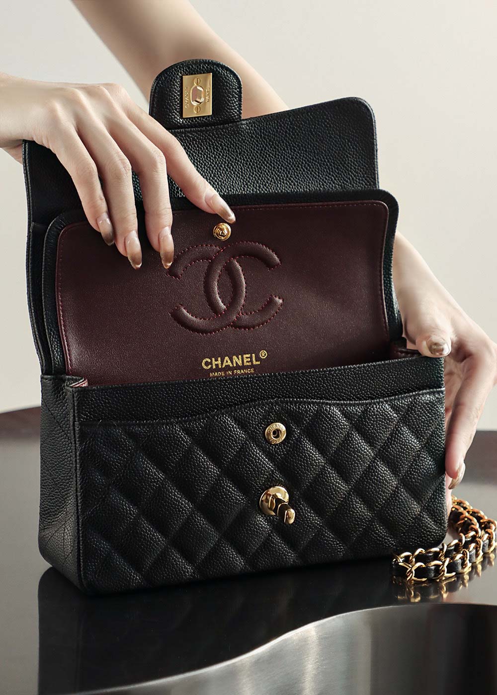 Túi Chanel Classic Flap Bag Large Black Gold Grained Calfskin