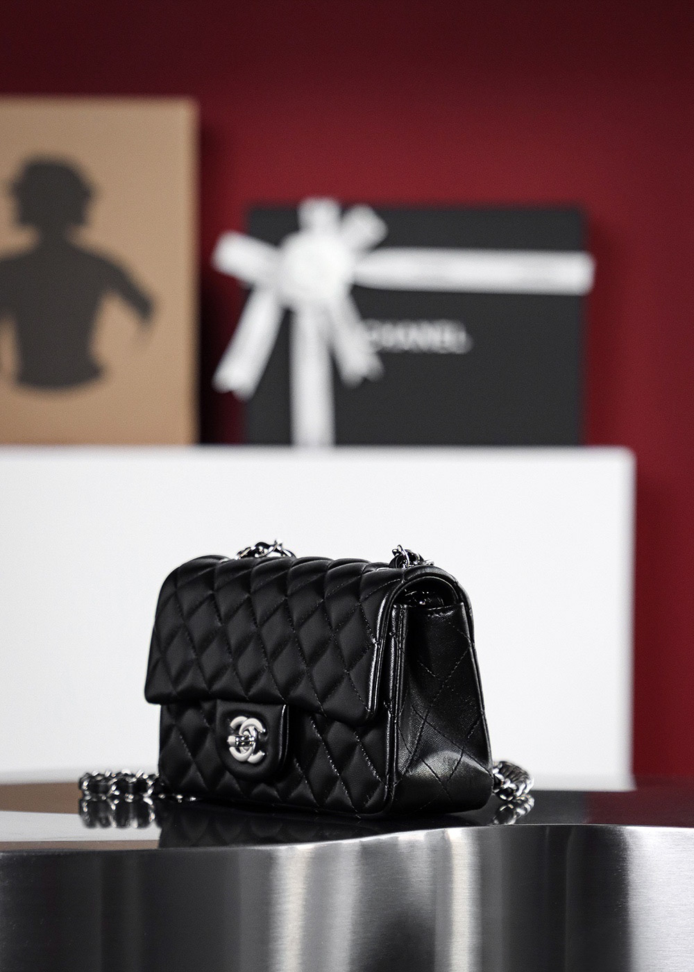 Túi Chanel Classic Flap Bag Medium Black Silver Lambskin (12x20x6)
