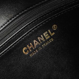 Túi Chanel Classic Flap Bag Mini Black Gold Lambskin (12x20x6)