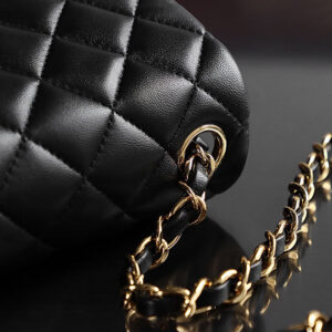 Túi Chanel Classic Flap Bag Small Black Gold Lambskin (13x17x8)