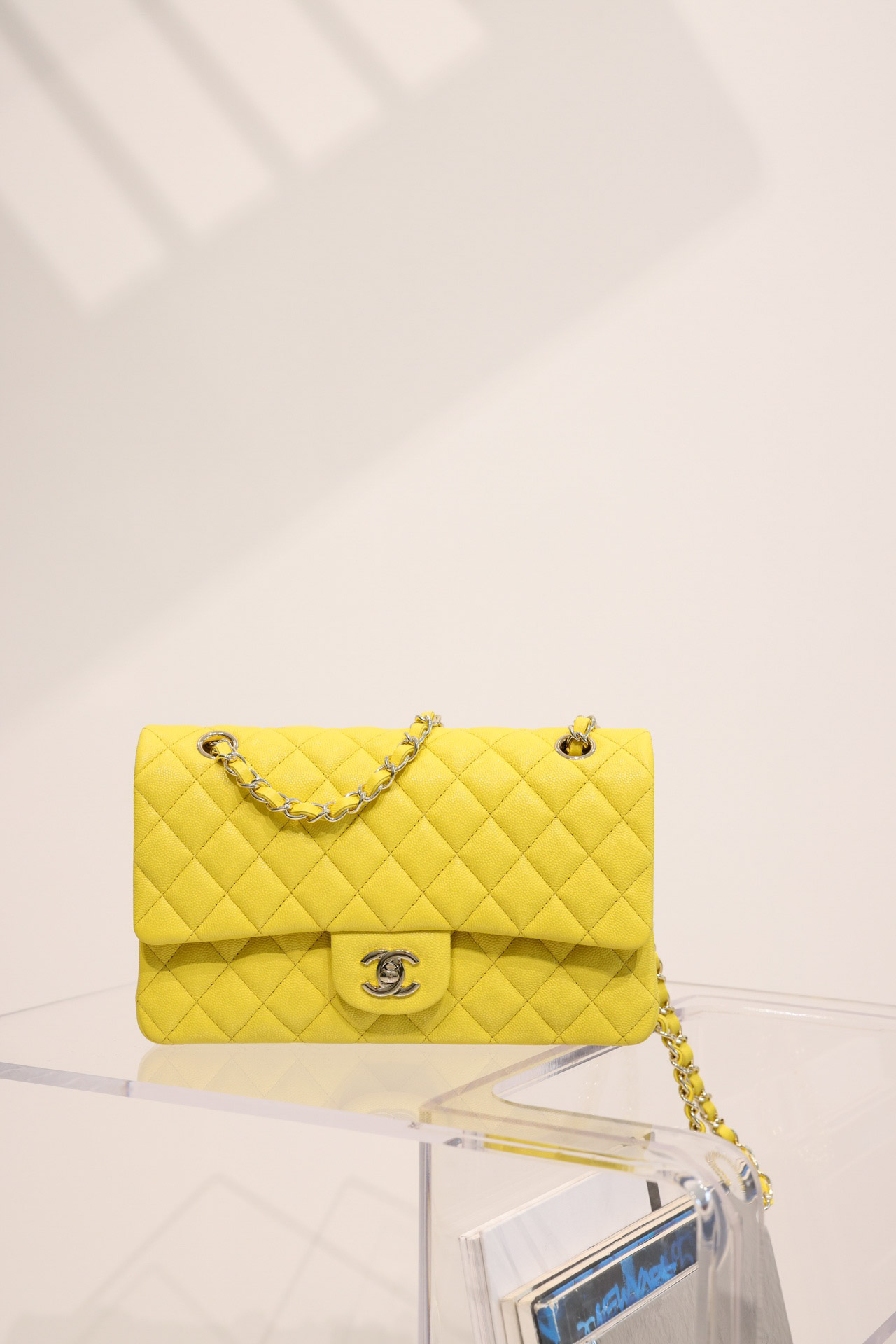 Túi Chanel Medium Classic Double Flap Bag Yellow Caviar Light Gold Hardware