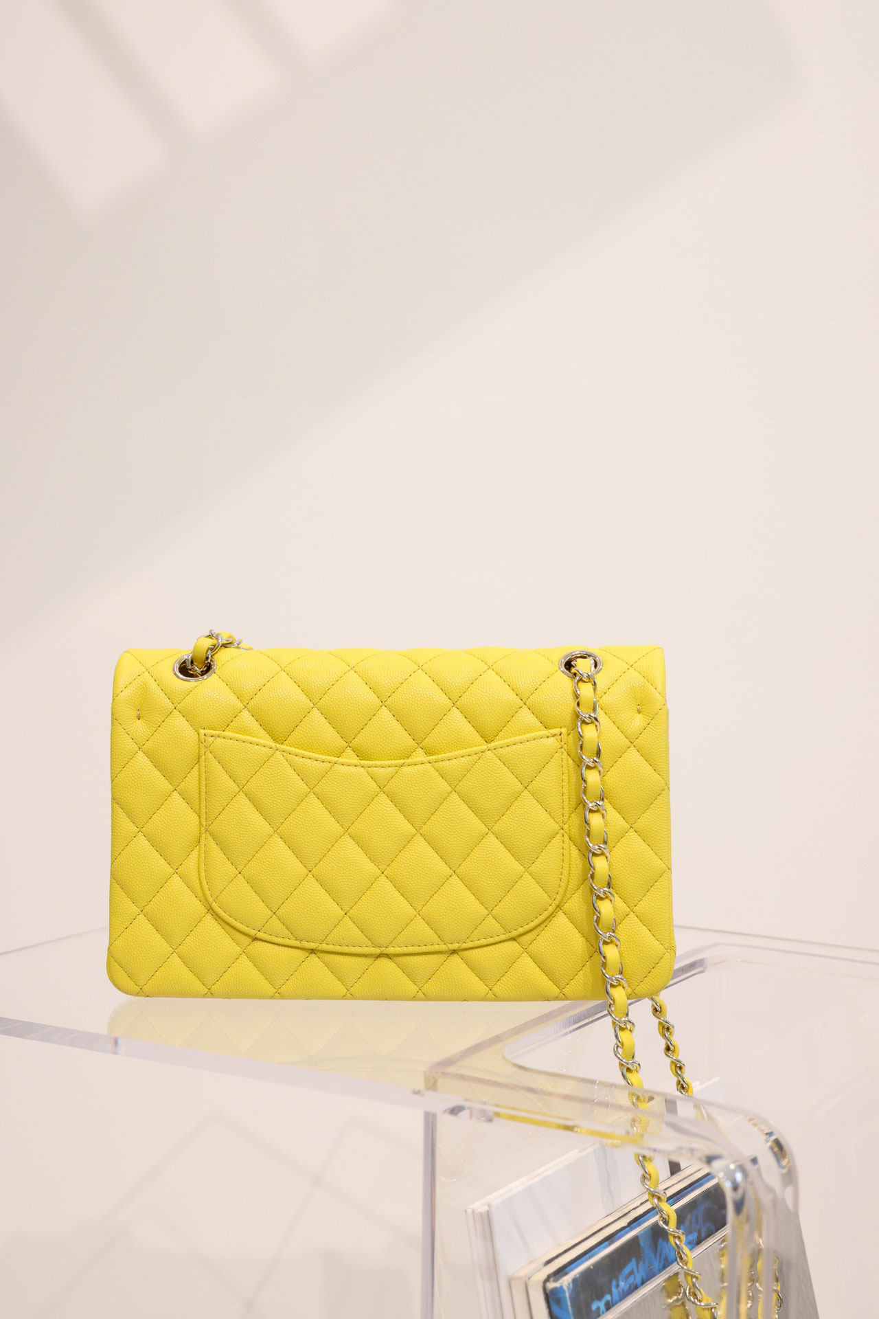 Túi Chanel Medium Classic Double Flap Bag Yellow Caviar Light Gold Hardware