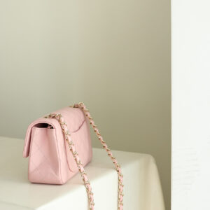 Túi Chanel Small Classic Double Flap Bag Light Pink Caviar Gold Hardware