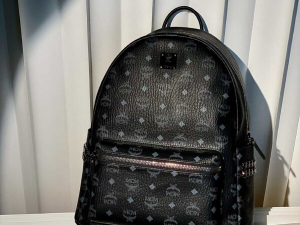 Balo MCM Stark Studs Backpack Visetos Black Medium