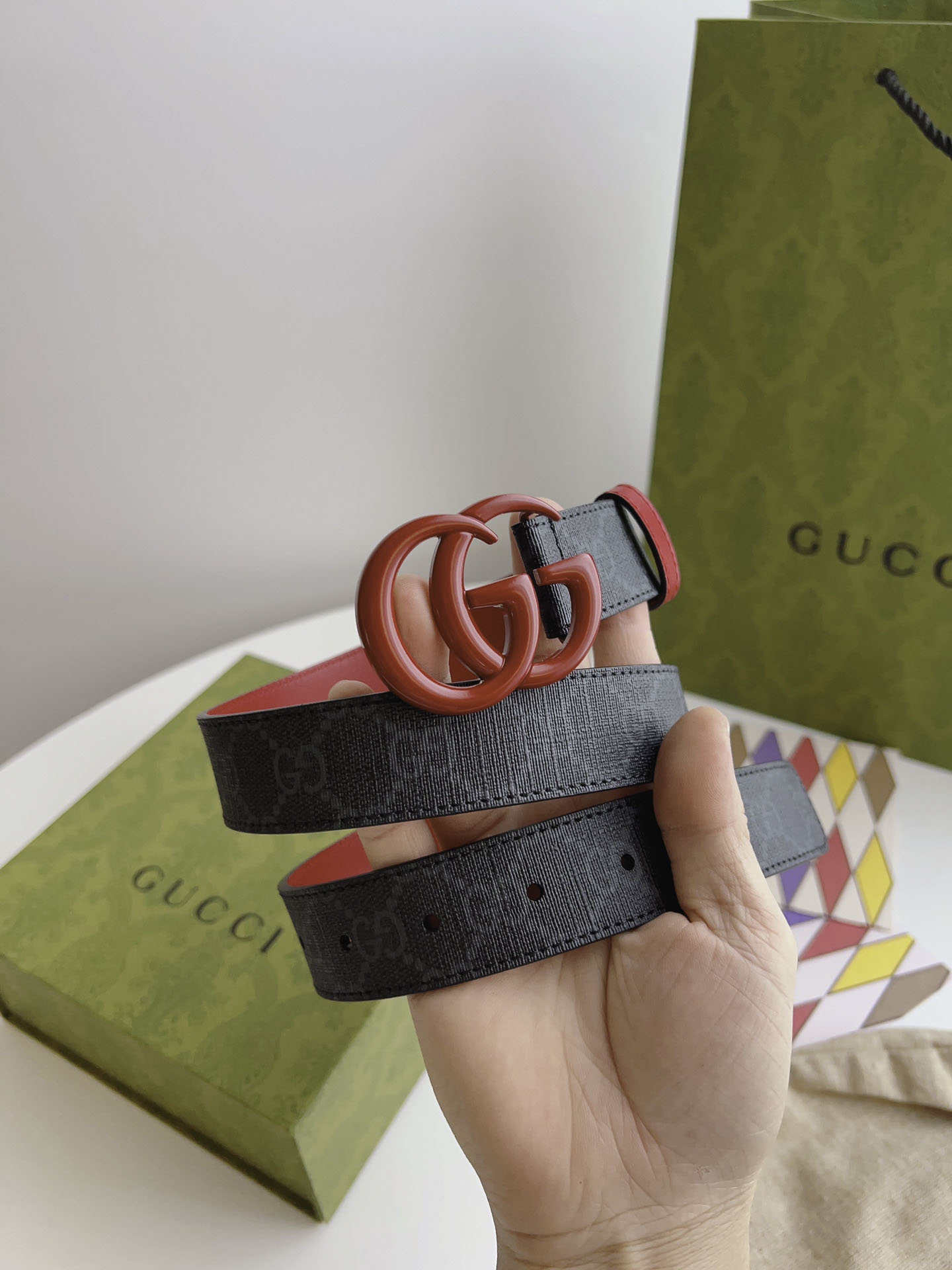 Thắt Lưng Gucci Nữ Bản Nhỏ Dây Đỏ Họa Tiết Khóa Kép