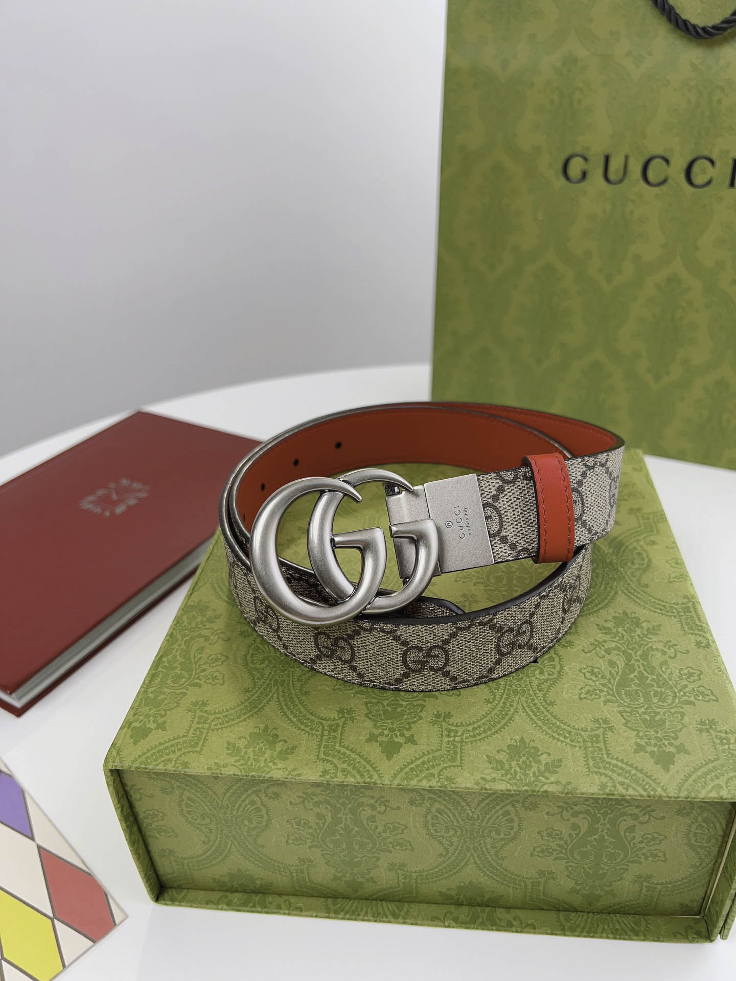 Thắt Lưng Gucci Nữ Dây Họa Tiết 2 Mặt Khóa Kép Bạc