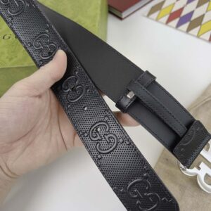 Thắt Lưng Gucci Supreme Leather With Interlocking Buckle Dây Dập Logo Nổi