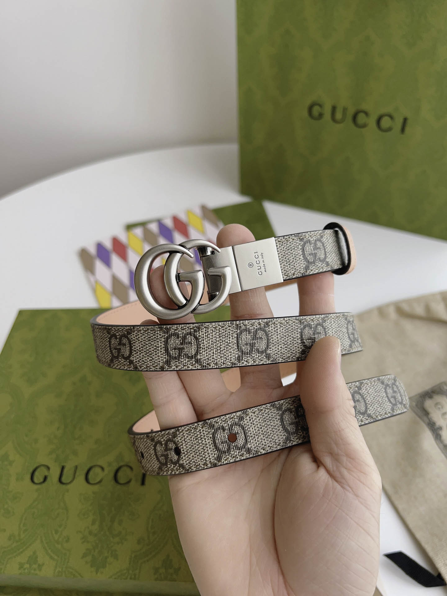 Thắt Lưng Nữ Gucci Bản Nhỏ Màu Hồng Họa Tiết  Khóa Kép Bạc