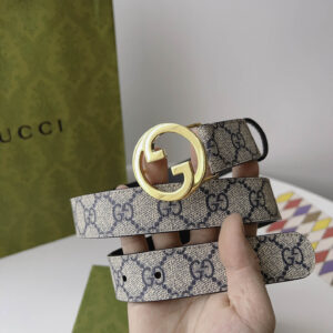 Thắt Lưng Nữ Gucci Màu Trắng Đen In Họa Tiết Dập Khóa Tròn Vàng