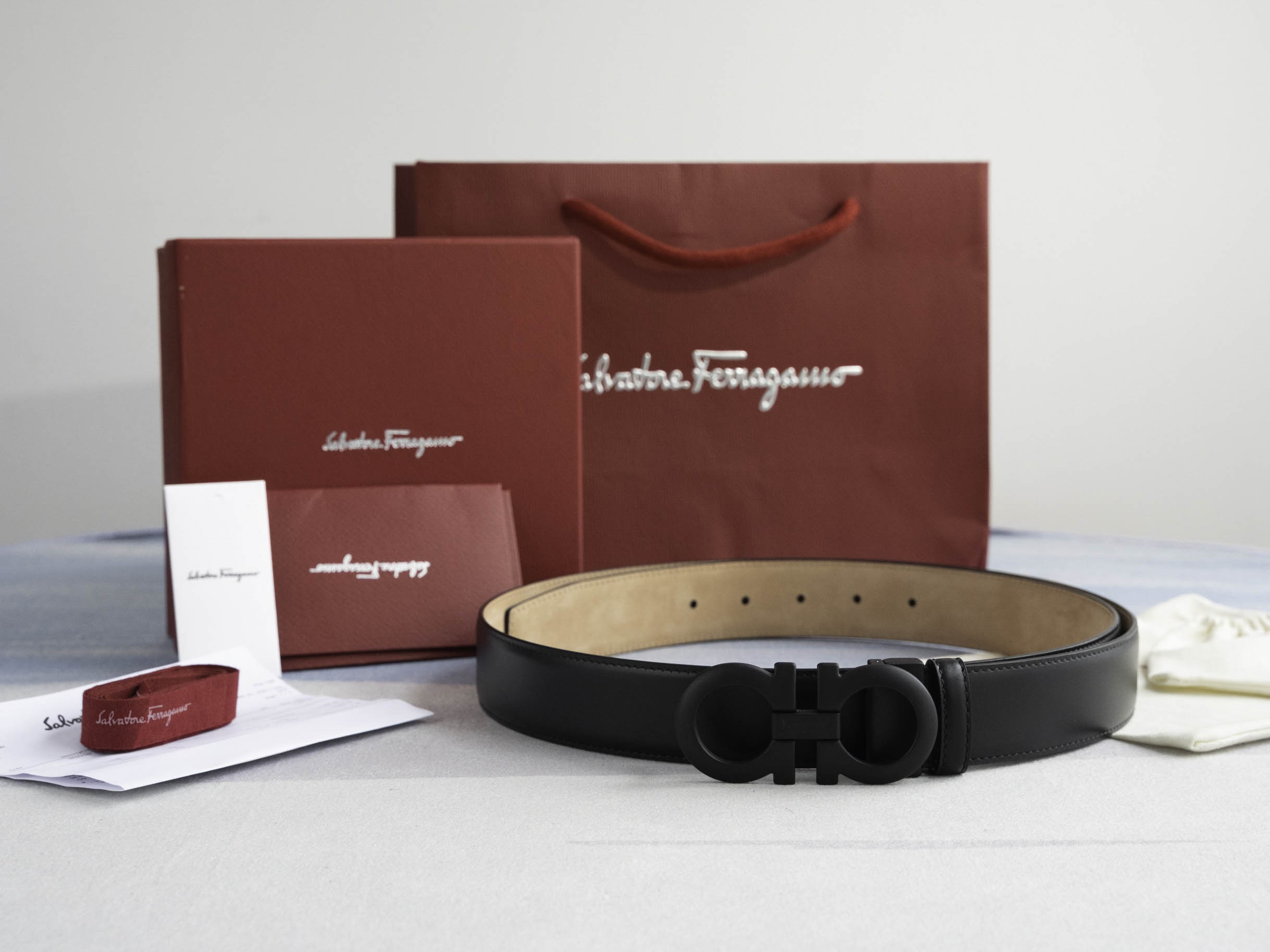 Thắt Lưng Salvatore Ferragamo Belt Dây Trơn Khóa Cài Xám Ghi