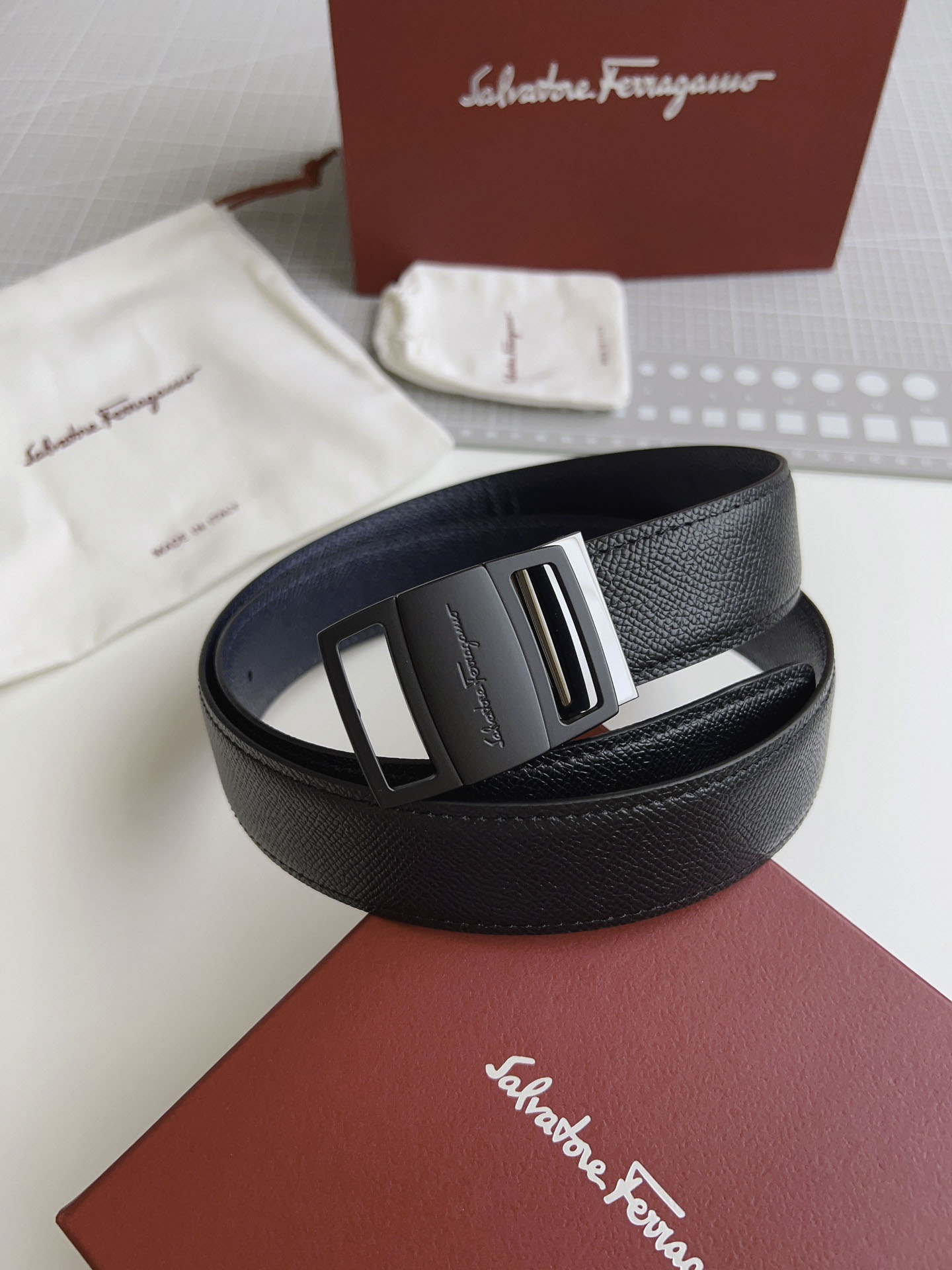 Thắt Lưng Salvatore Ferragamo Belt Dây Nhăn Khóa Cài Vuông