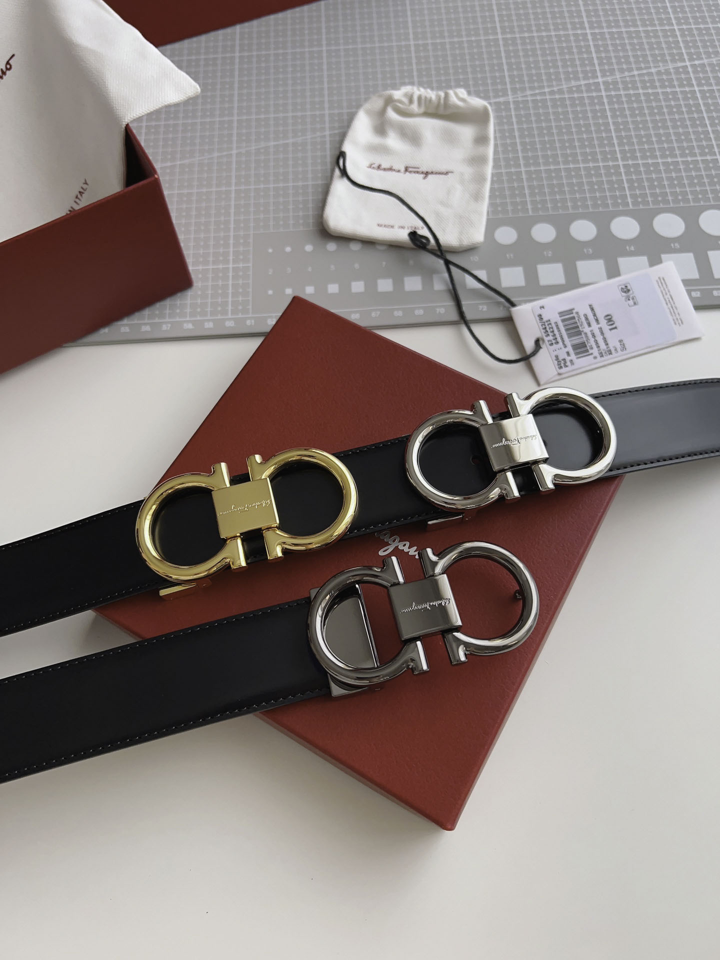 Thắt Lưng Salvatore Ferragamo Belt Dây Trơn Bóng Khóa Cài