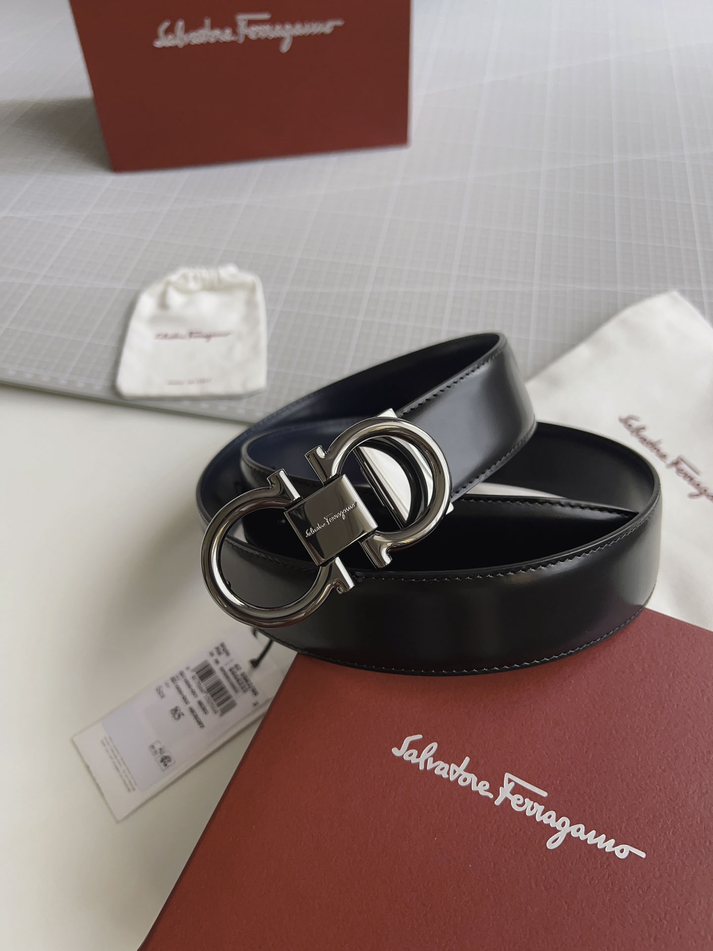 Thắt Lưng Salvatore Ferragamo Belt Dây Trơn Bóng Khóa Cài