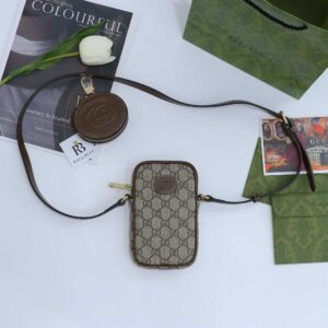 Túi Đeo Gucci Mini Bag With Interlocking G Màu Bee