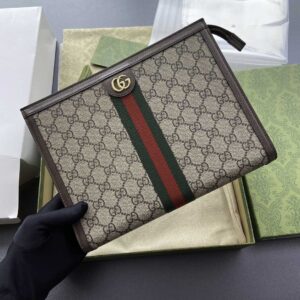 Clutch Gucci GG Supreme Cầm Tay Họa Tiết Monogram Màu Nâu