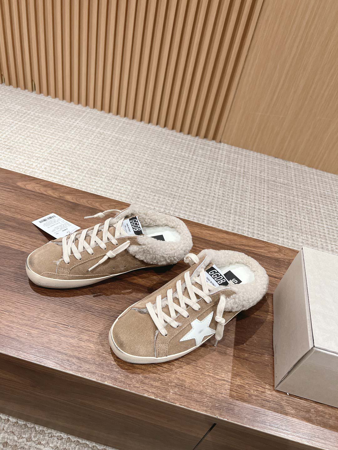 Giày Golden Goose 20mm Super Star Suede & Shearling Mules Best Quality