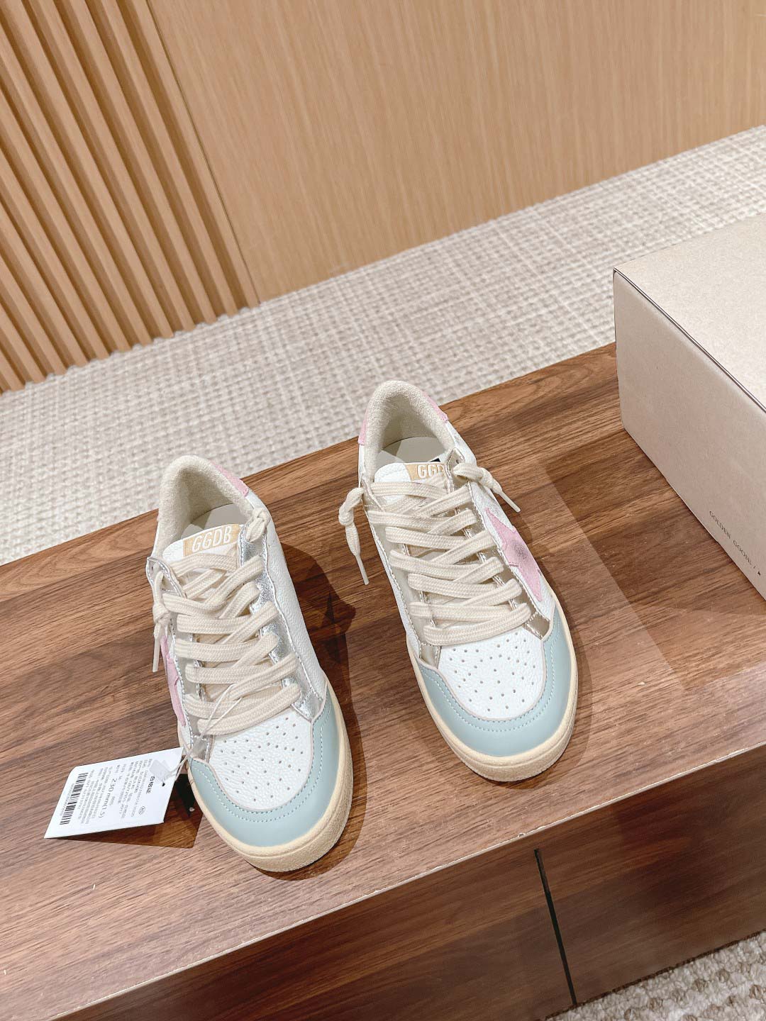 Giày Golden Goose Ball Star Suede Star-Patch Leather Trainers