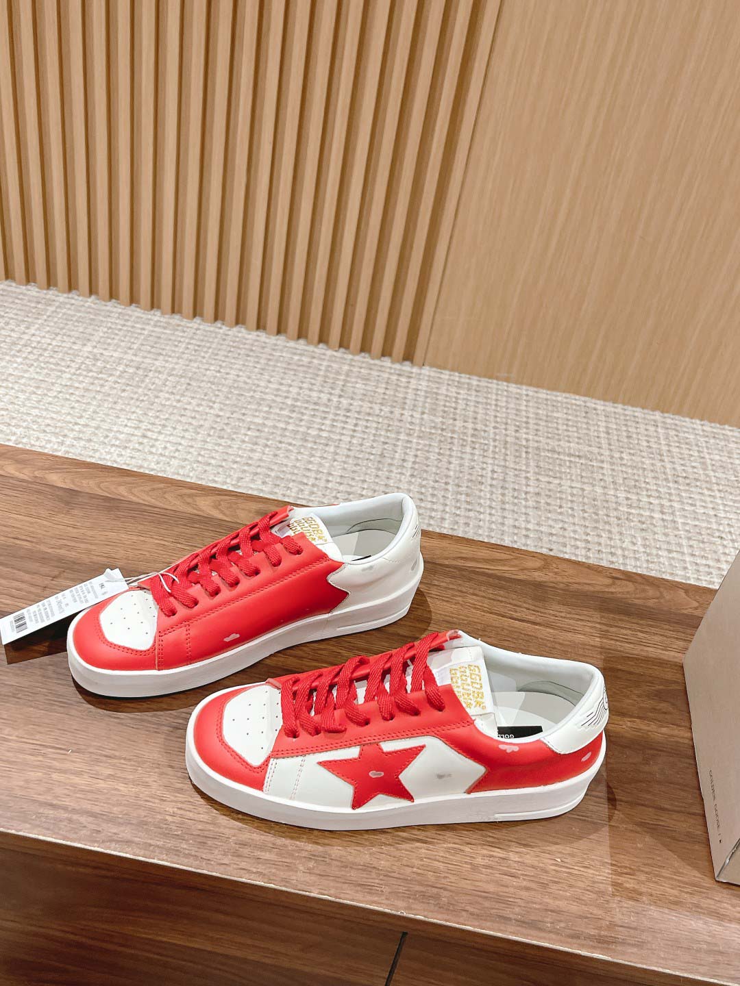 Giày Golden Goose Leather Stardan Red Sneakers