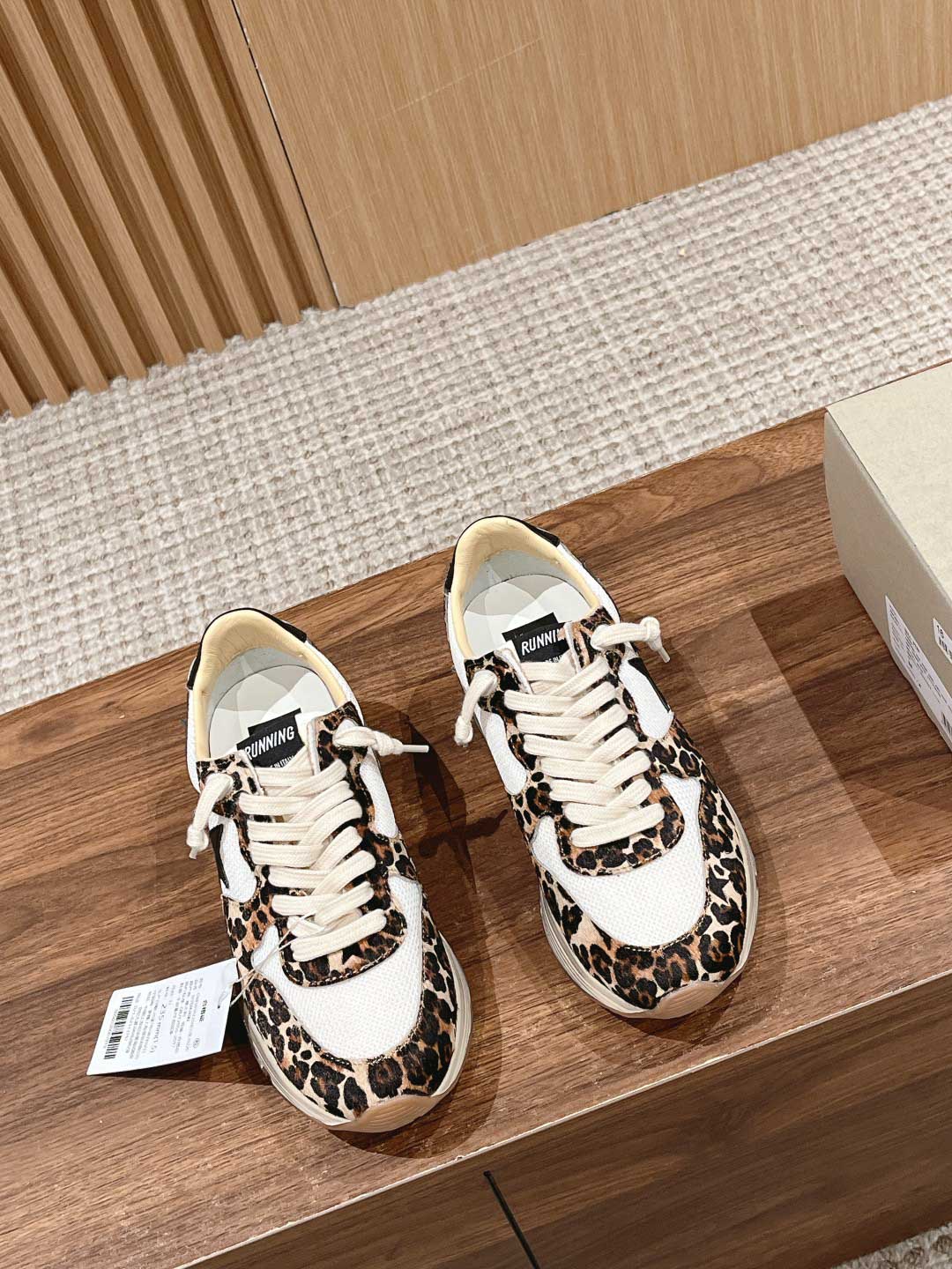 Giày Golden Goose Leopard Print Running Sole