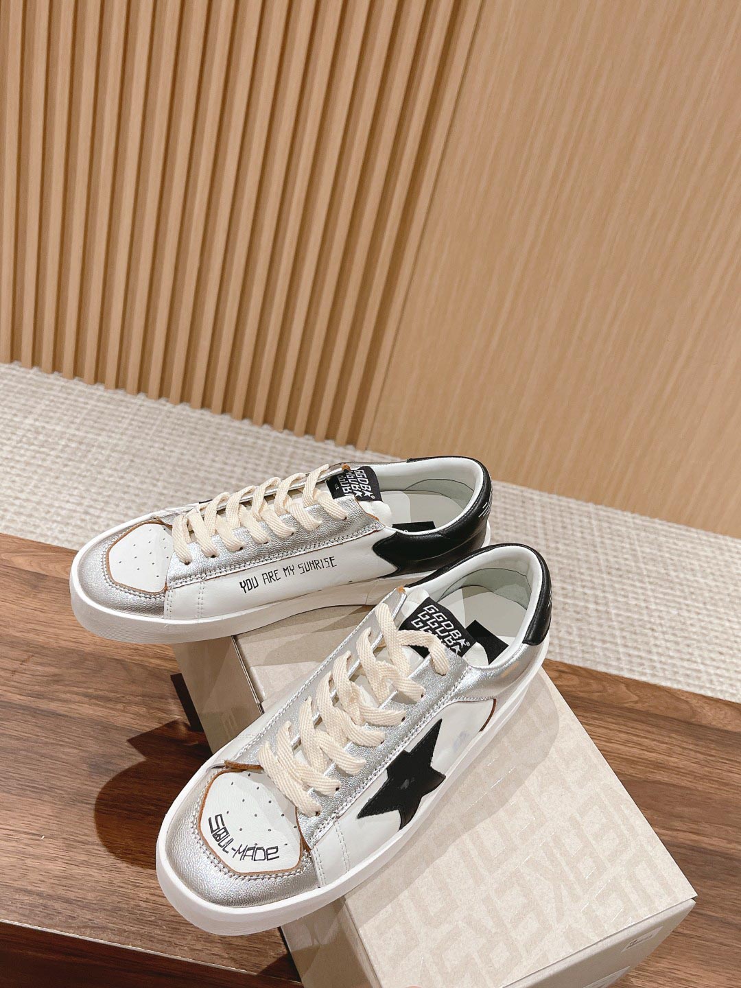 Giày Golden Goose Stardan Silver Black