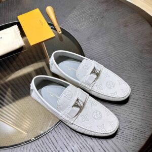 Giày Louis Vuitton Hockenheim Moccasin White