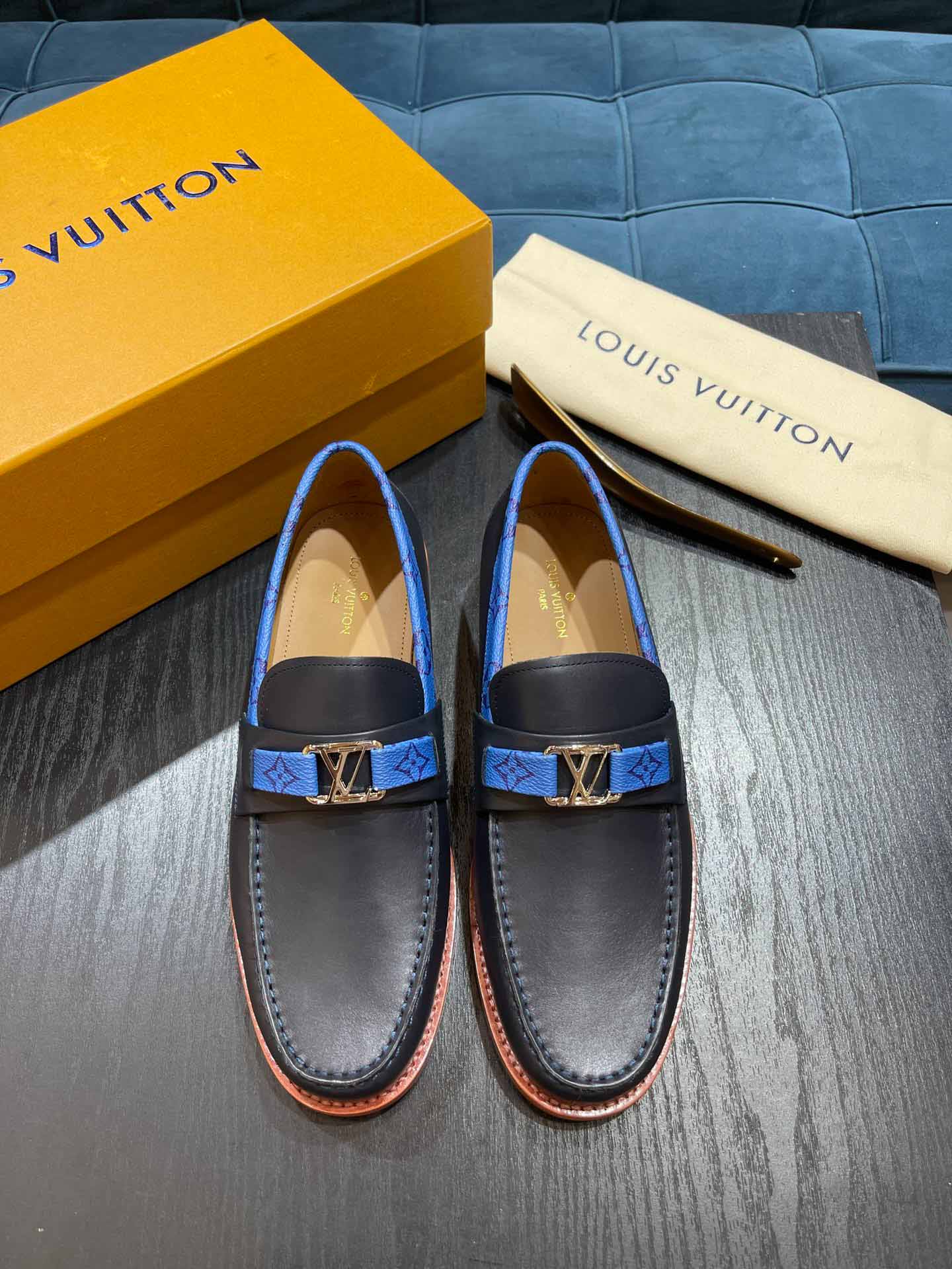 Giày Louis Vuitton Major Loafers Marine
