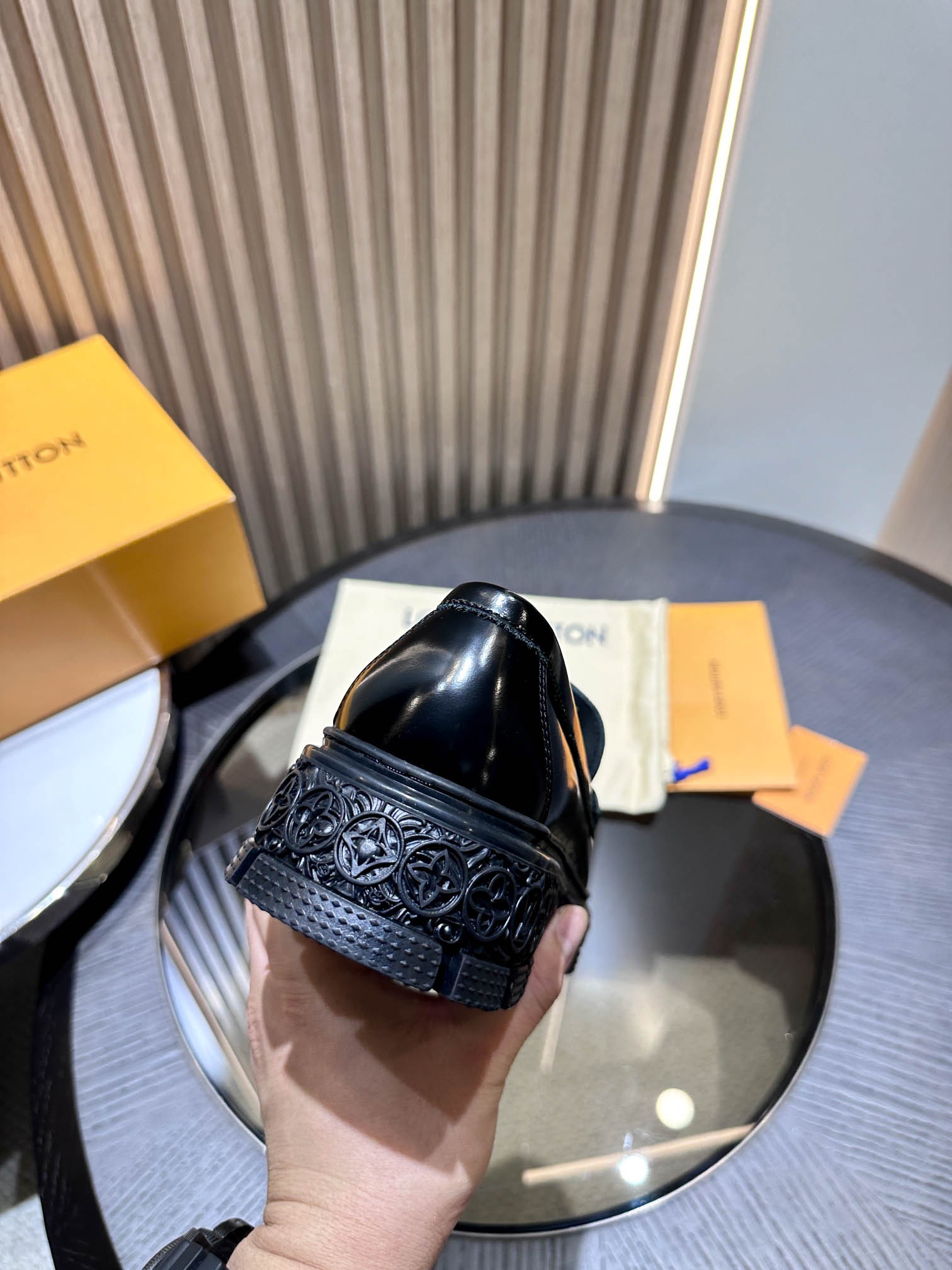 Giày Nam Louis Vuitton Major Loafers 'Black'