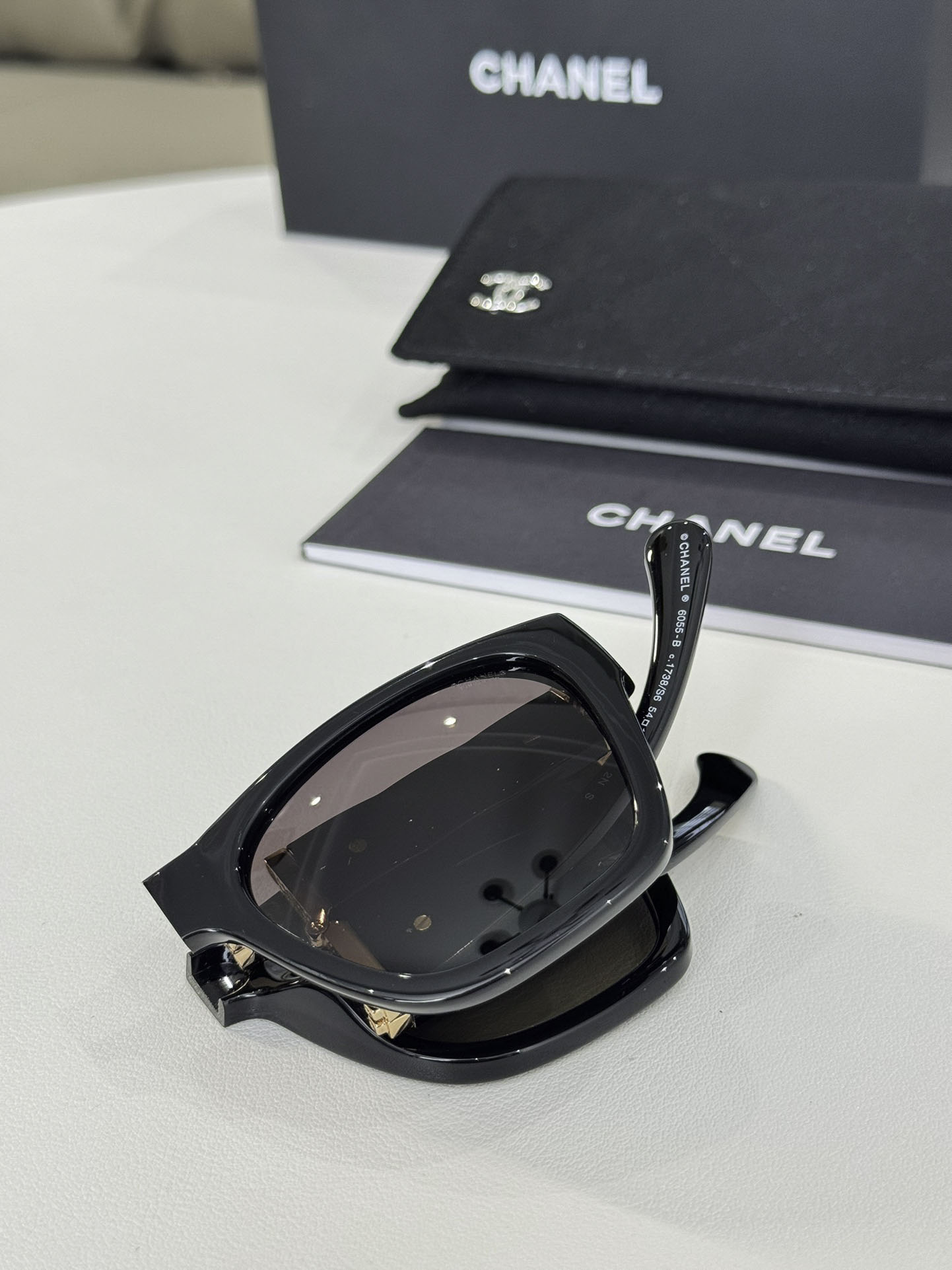 Kính Mắt Chanel Acetate Metal Square Folding CC Logo