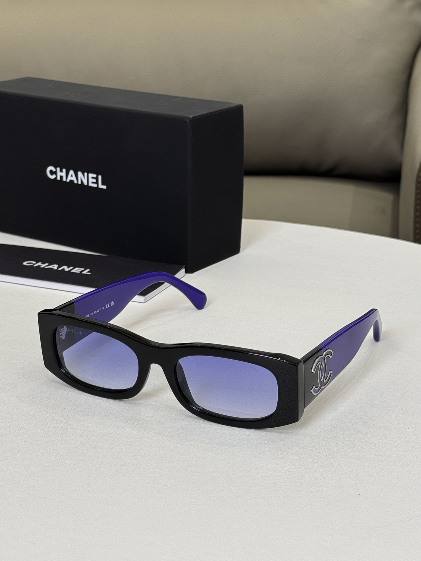 Kính Mắt Chanel Bridal Sunglasses
