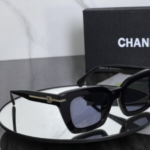 Kính Mắt Chanel Classic Sunglasses