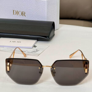 Kính Mát Dior 30Montaigne B3U Black Butterfly Sunglasses