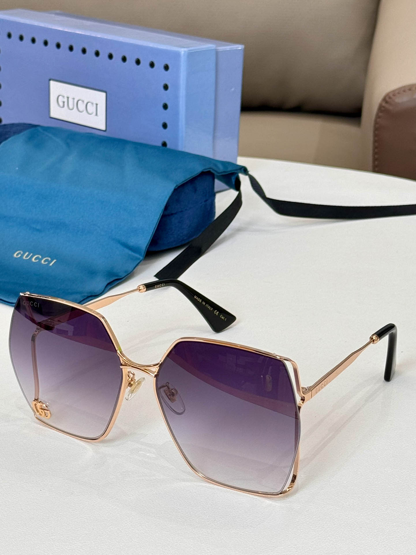 Kính mắt Gucci Purple Gradient Geometric Ladies Sunglasses