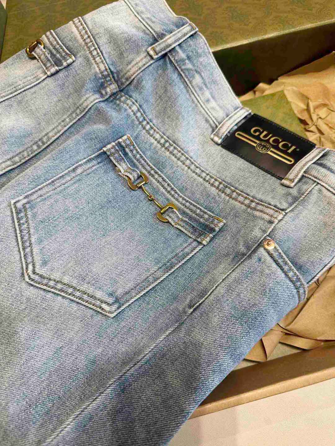 Quần Gucci Tapered Horsebit Jeans