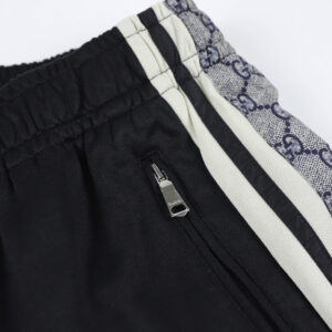 quan-shorts-gucci-logo-print-striped