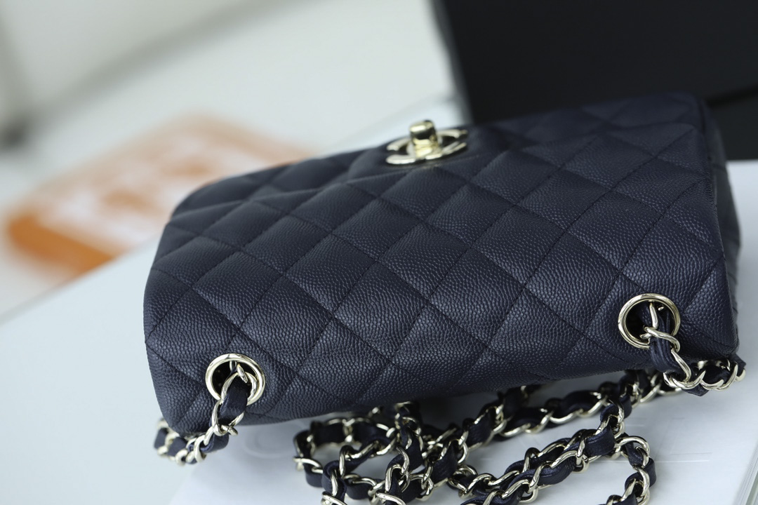 Túi Chanel 18B Gray Caviar Rectangular Mini Classic Flap Bag