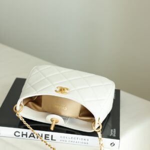 Túi Chanel 23A Hobo Bag White Lambskin Best Quality