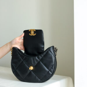 Túi Chanel 24C Hobo shoulder bag lambskin Black Multicolour