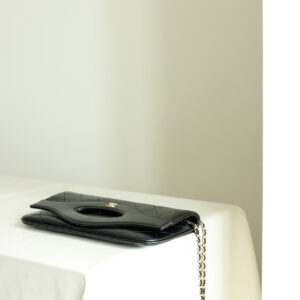 Túi Chanel 31 Wallet On Chain Shiny Calfskin Black