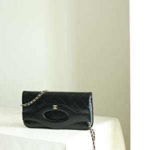 Túi Chanel 31 Wallet On Chain Shiny Calfskin Black