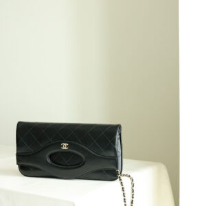 Túi Chanel 31 Wallet On Chain Shiny Calfskin Black