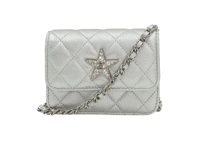 Túi Chanel Chain pochette Shoulder Bag Lamb leather Silver Used Women Matelasse
