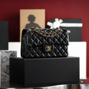 Túi Chanel Classic Flap Bag Medium Black Gold Lambskin Calfskin (14.5x23x6)