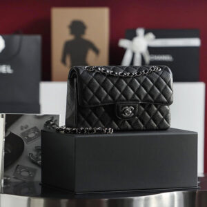 Túi Chanel Classic Flap Bag Medium Black Sliver Grained Calfskin