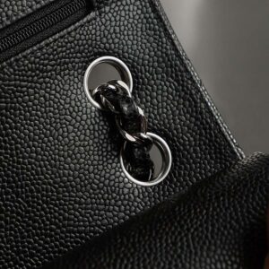 Túi Chanel Classic Flap Bag Medium Black Sliver Grained Calfskin