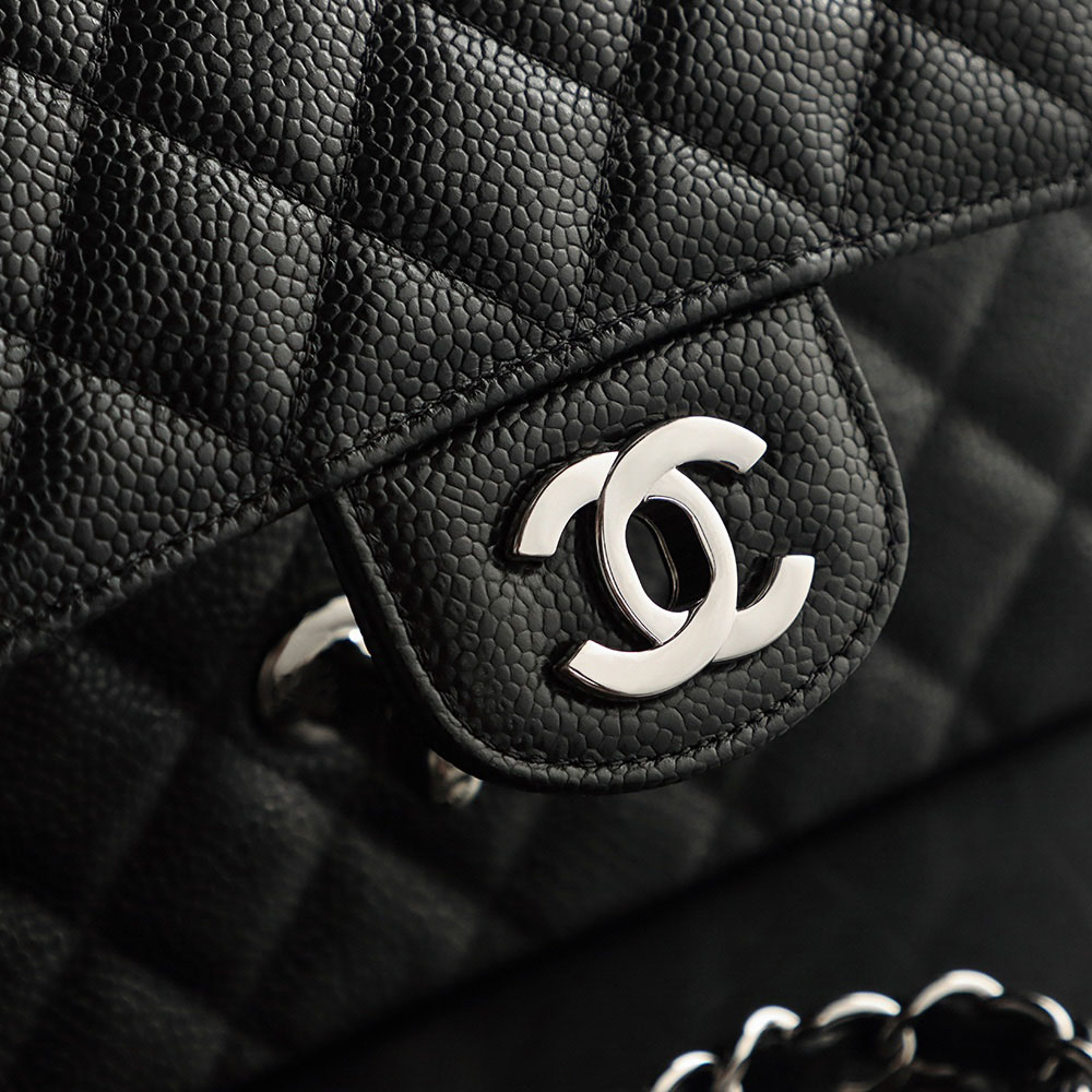 Túi Chanel Classic Flap Bag Medium Black Sliver Grained Calfskin