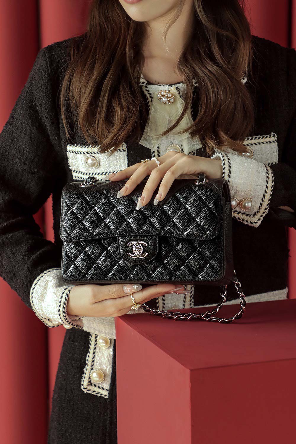 Túi Chanel Classic Flap Bag Medium Black Sliver Grained Calfskin