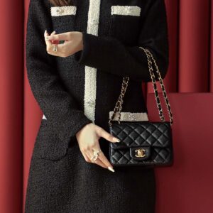 Túi Chanel Classic Flap Bag Small Black Gold Grained (13x17x8)