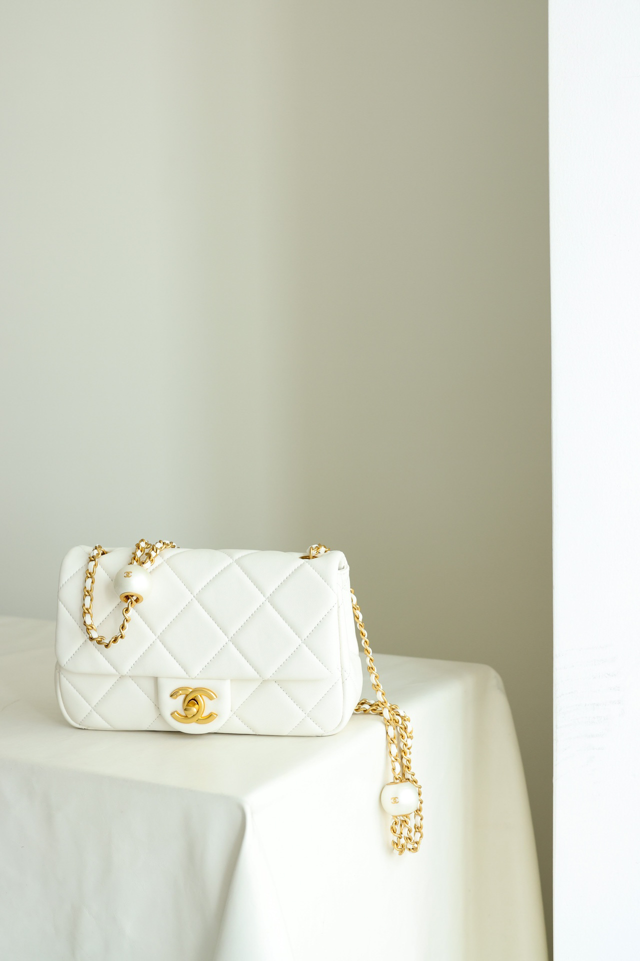 Túi Chanel Flap Bag Caviar White