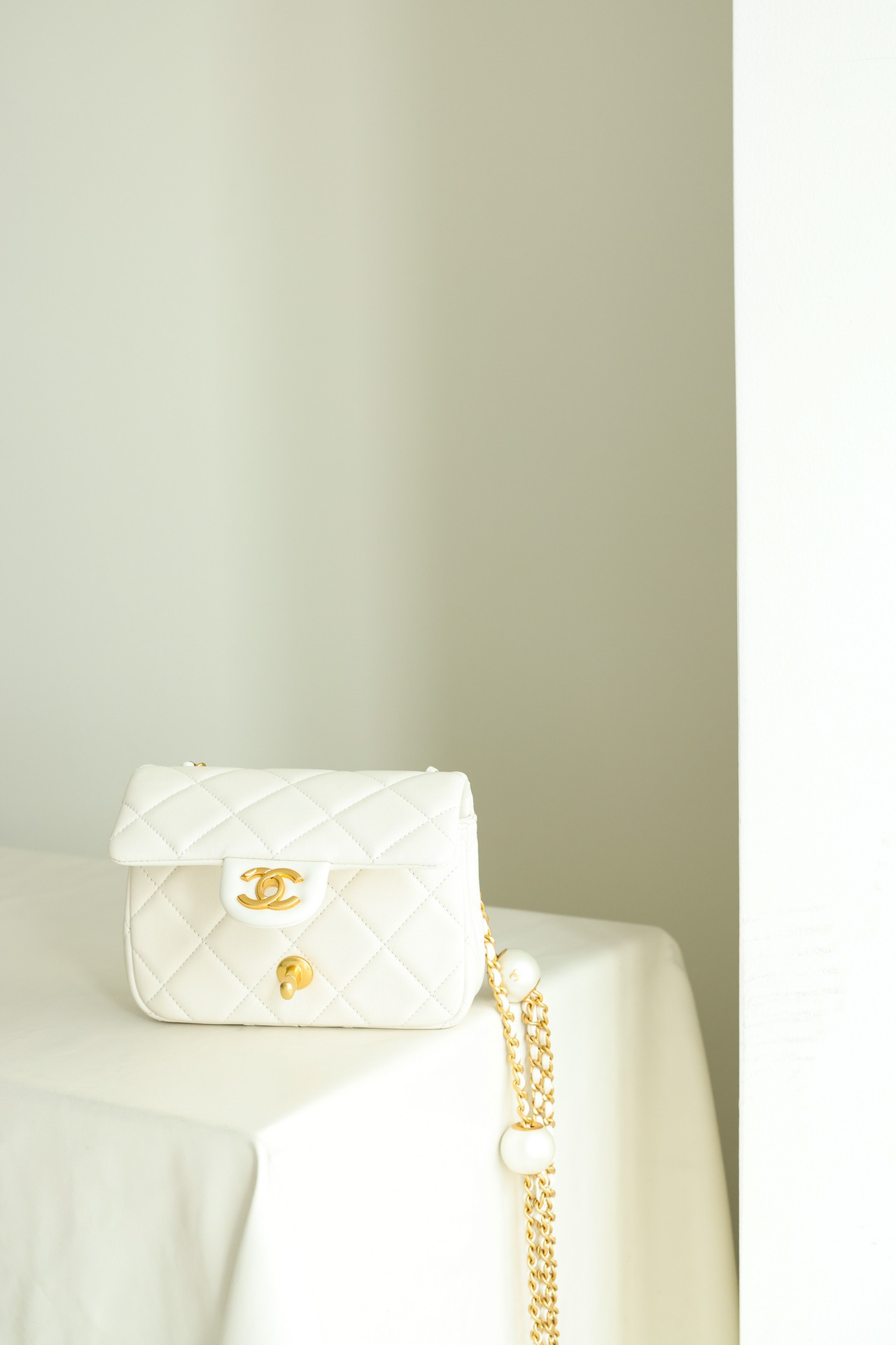 Túi Chanel Flap Bag Mini Caviar White